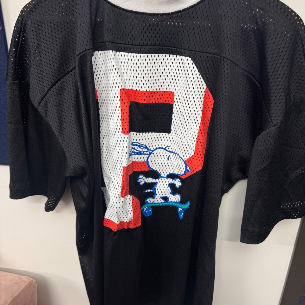 Peanuts Sports Jersey -Size Medium